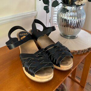Swedish Hasbeens Leather and Wooden Clog Sandal, Size 41